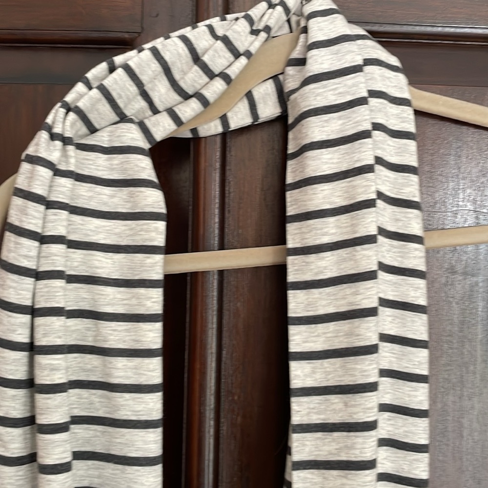 Vince infinity scarf - great!